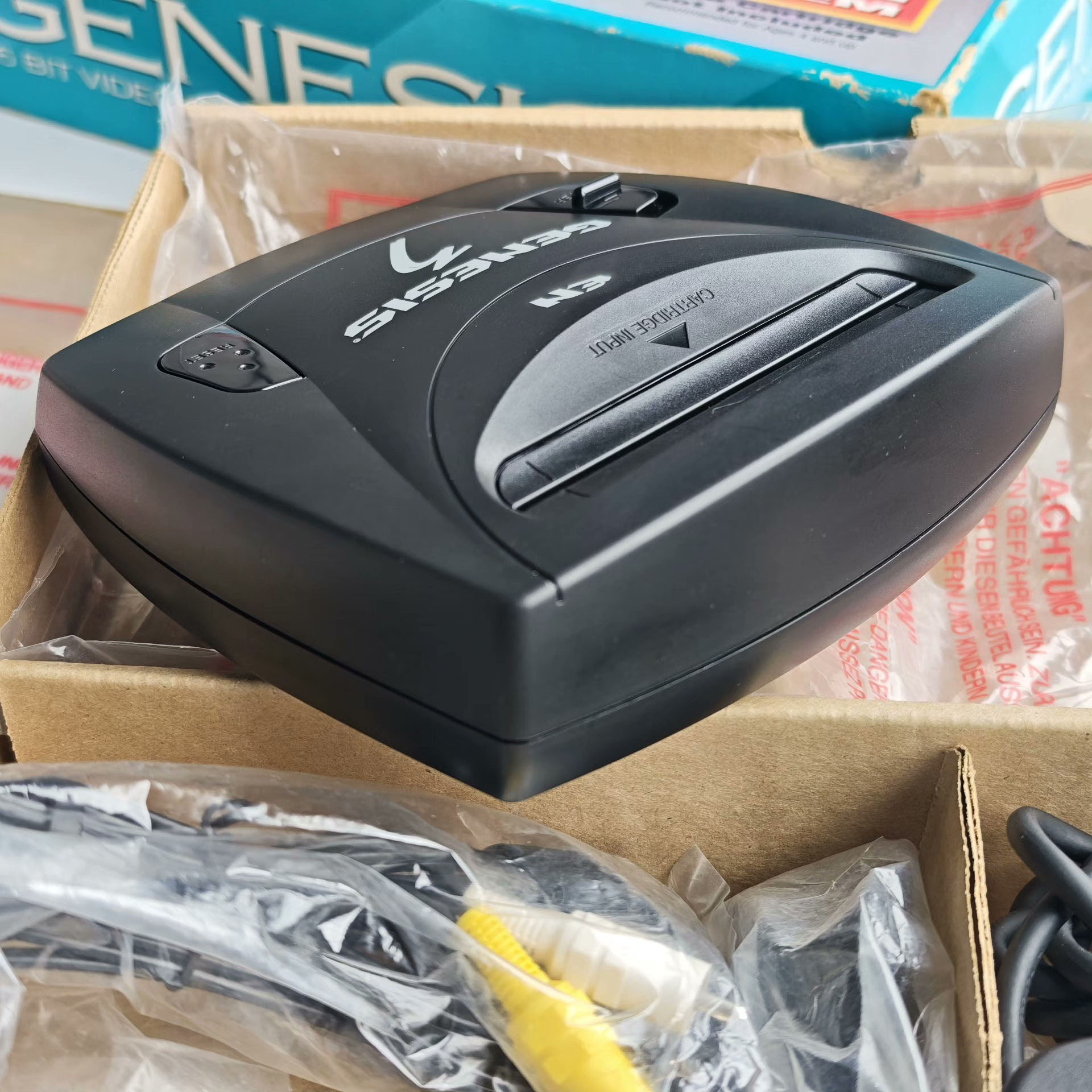 Игровая консоль MD Genesis 3 M – обзор и цена Gaming Console Genesis